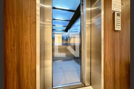 Apartamento à venda com 35m², 1 quarto e sem vagaPortaria