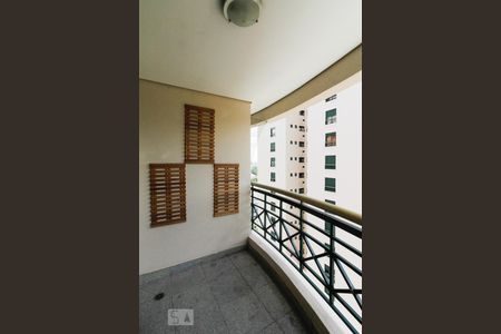 Varanda de apartamento para alugar com 3 quartos, 94m² em Alphaville Industrial, Barueri
