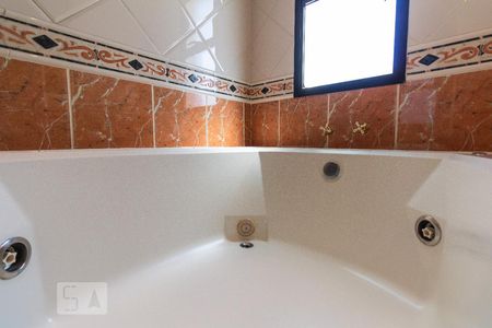 Apartamento para alugar com 200m², 3 quartos e 3 vagasBanheiro - Suíte