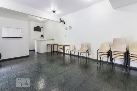 Apartamento para alugar com 68m², 2 quartos e 1 vaga Apartamento para alugar com 68m², 2 quartos e 1 vagaSalao de festas