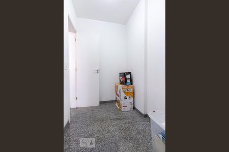 Apartamento para alugar com 137m², 3 quartos e 4 vagas Apartamento para alugar com 137m², 3 quartos e 4 vagasQuarto de serviço