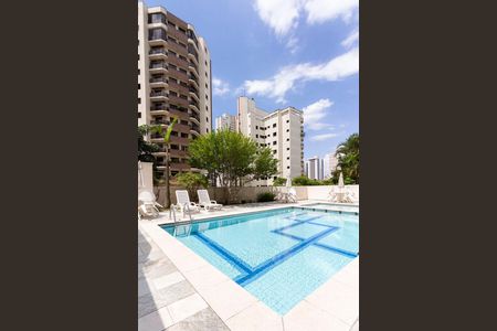 Apartamento para alugar com 137m², 3 quartos e 4 vagas Apartamento para alugar com 137m², 3 quartos e 4 vagasPiscina