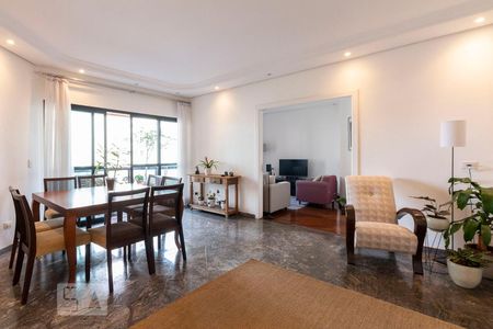 Sala  de apartamento para alugar com 3 quartos, 137m² em Vila Gomes Cardim, São Paulo