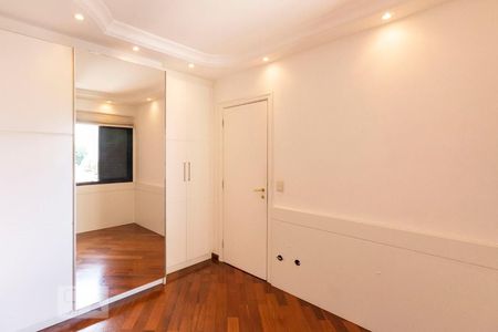 Apartamento para alugar com 137m², 3 quartos e 4 vagas Apartamento para alugar com 137m², 3 quartos e 4 vagasSuite 2