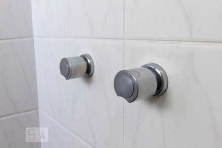 Apartamento para alugar com 137m², 3 quartos e 4 vagas Apartamento para alugar com 137m², 3 quartos e 4 vagasDetalhe banheiro suite 2