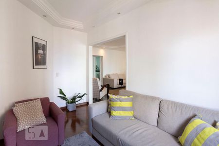 Sala de TV de apartamento para alugar com 3 quartos, 137m² em Vila Gomes Cardim, São Paulo