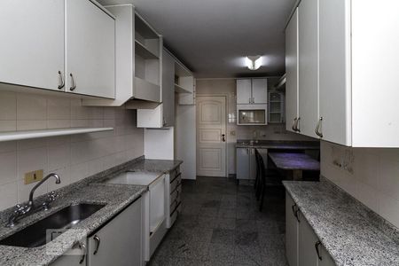 Apartamento à venda com 210m², 3 quartos e 2 vagascozinha