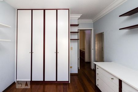 Apartamento à venda com 210m², 3 quartos e 2 vagasquarto 01