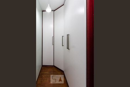 Apartamento à venda com 210m², 3 quartos e 2 vagascloset suite