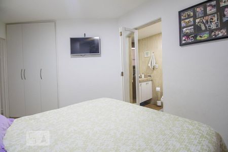 Apartamento à venda com 140m², 3 quartos e 1 vagaQuarto 2