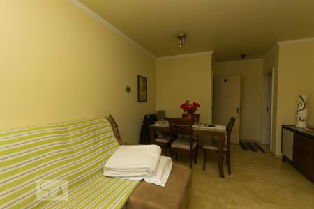 Sala de apartamento para alugar com 3 quartos, 80m² em Vila Guarani (zona Sul), São Paulo