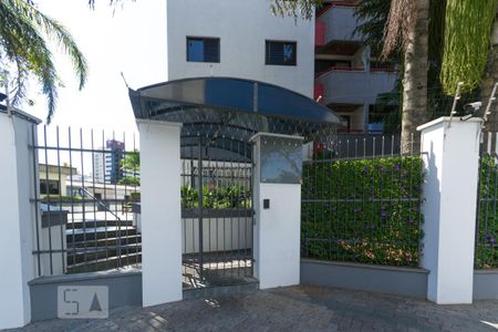 Apartamento para alugar com 80m², 3 quartos e 1 vaga Apartamento para alugar com 80m², 3 quartos e 1 vagaFachada