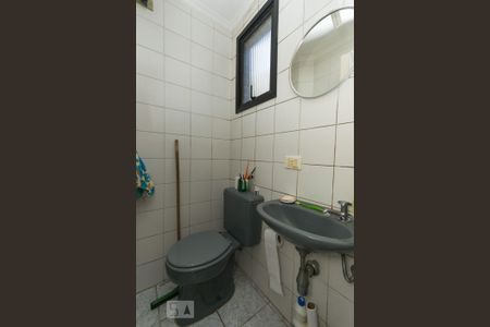 Apartamento para alugar com 80m², 3 quartos e 1 vaga Apartamento para alugar com 80m², 3 quartos e 1 vagaBanheiro de serviço