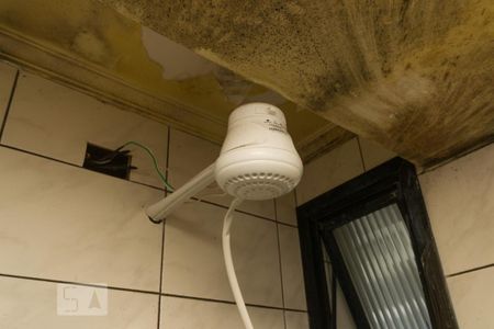 Detalhe do banheiro de apartamento para alugar com 3 quartos, 80m² em Vila Guarani (zona Sul), São Paulo
