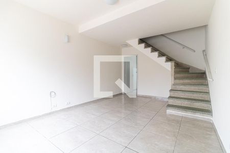 Sala de casa para alugar com 3 quartos, 102m² em Bosque da Saúde, São Paulo