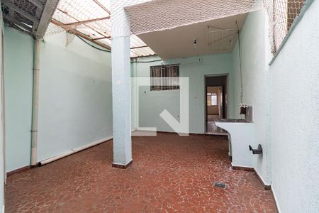 Casa para alugar com 102m², 3 quartos e 1 vagaQuintal