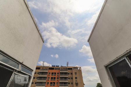 Vista Sala de apartamento para alugar com 2 quartos, 71m² em Pechincha, Rio de Janeiro