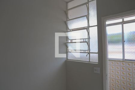 Apartamento à venda com 68m², 2 quartos e 1 vagaÁrea de serviço