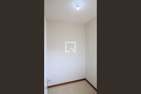 Apartamento à venda com 68m², 2 quartos e 1 vagaÁrea de serviço