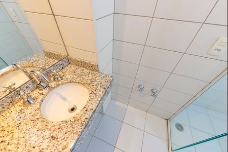 Apartamento à venda com 70m², 2 quartos e 1 vaga Apartamento à venda com 70m², 2 quartos e 1 vagaBanheiro Suíte 2
