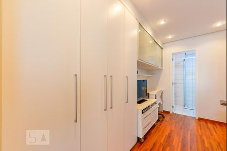 Apartamento à venda com 70m², 2 quartos e 1 vaga Apartamento à venda com 70m², 2 quartos e 1 vagaSuíte 2