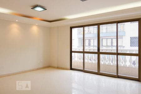Apartamento à venda com 140m², 4 quartos e 3 vagas Apartamento à venda com 140m², 4 quartos e 3 vagasSala