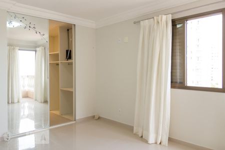 Apartamento à venda com 140m², 4 quartos e 3 vagas Apartamento à venda com 140m², 4 quartos e 3 vagasQuarto 1
