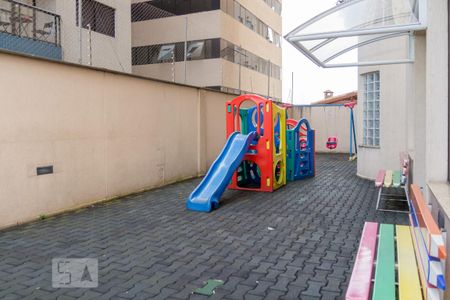 Apartamento à venda com 140m², 4 quartos e 3 vagas Apartamento à venda com 140m², 4 quartos e 3 vagasÁrea Comum - Playground
