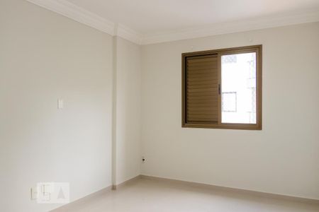 Apartamento à venda com 140m², 4 quartos e 3 vagas Apartamento à venda com 140m², 4 quartos e 3 vagasQuarto 2