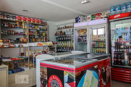 Apartamento para alugar com 63m², 2 quartos e 2 vagas Apartamento para alugar com 63m², 2 quartos e 2 vagasLoja de conveniência