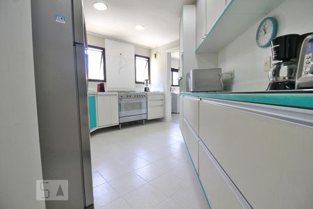 Apartamento para alugar com 256m², 4 quartos e 5 vagasCozinha