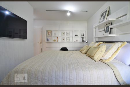 Apartamento para alugar com 256m², 4 quartos e 5 vagasSuíte 1