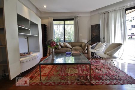 Apartamento para alugar com 256m², 4 quartos e 5 vagasSala