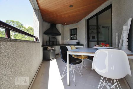 Apartamento para alugar com 256m², 4 quartos e 5 vagasVaranda gourmet