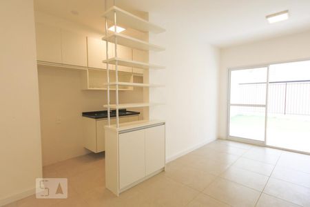 Apartamento à venda com 70m², 2 quartos e 2 vagasSala