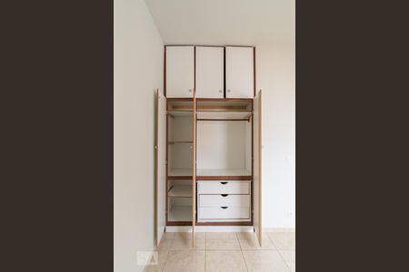 Apartamento para alugar com 51m², 2 quartos e 1 vagaQuarto 1