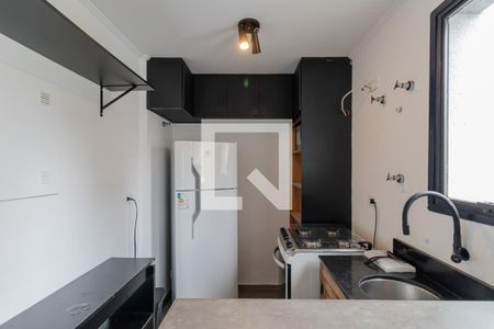 Cozinha de apartamento para alugar com 1 quarto, 60m² em Itaim Bibi, São Paulo