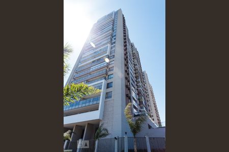 Apartamento para alugar com 65m², 3 quartos e 1 vagaFachada