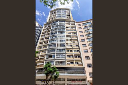 Apartamento à venda com 126m², 2 quartos e sem vaga Apartamento à venda com 126m², 2 quartos e sem vagaFachada