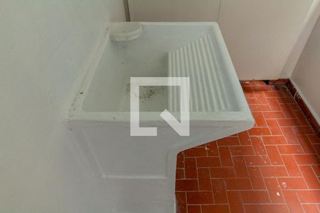 Apartamento à venda com 126m², 2 quartos e sem vaga Apartamento à venda com 126m², 2 quartos e sem vagaLavanderia