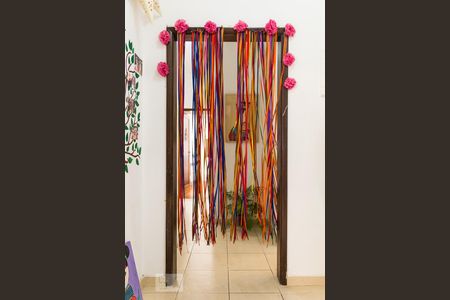 Apartamento para alugar com 136m², 4 quartos e sem vaga Apartamento para alugar com 136m², 4 quartos e sem vagaCorredor