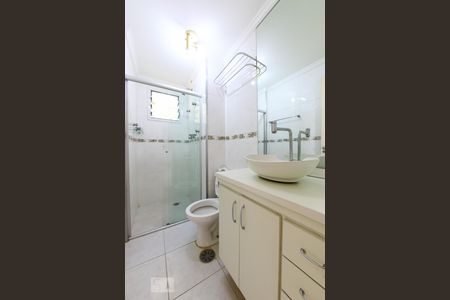 Apartamento à venda com 78m², 2 quartos e 2 vagasBanheiro da Suíte