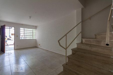 Sala de casa para alugar com 2 quartos, 90m² em Chácara Santo Antônio (zona Sul), São Paulo