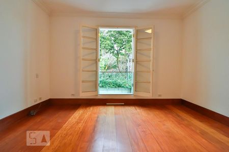 Apartamento para alugar com 148m², 3 quartos e 1 vaga Apartamento para alugar com 148m², 3 quartos e 1 vagaQuarto 3