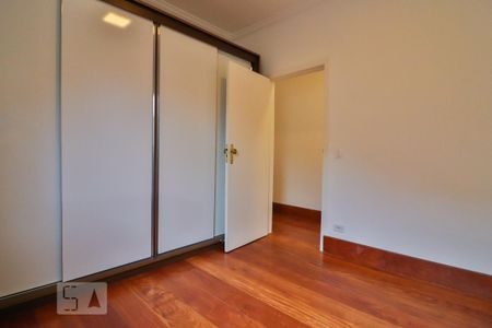 Apartamento para alugar com 148m², 3 quartos e 1 vaga Apartamento para alugar com 148m², 3 quartos e 1 vagaQuarto 1