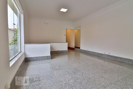 Sala/Cozinha de apartamento para alugar com 3 quartos, 148m² em Vila Madalena, São Paulo