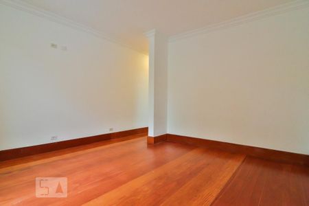 Apartamento para alugar com 148m², 3 quartos e 1 vaga Apartamento para alugar com 148m², 3 quartos e 1 vagaQuarto 3