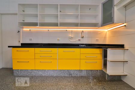 Sala/Cozinha de apartamento para alugar com 3 quartos, 148m² em Vila Madalena, São Paulo