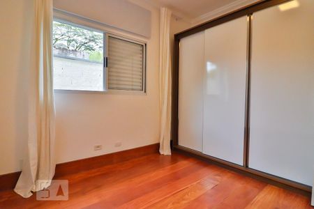 Apartamento para alugar com 148m², 3 quartos e 1 vaga Apartamento para alugar com 148m², 3 quartos e 1 vagaQuarto 1