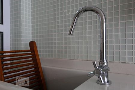 Apartamento à venda com 75m², 2 quartos e 1 vagaÁrea de Serviço